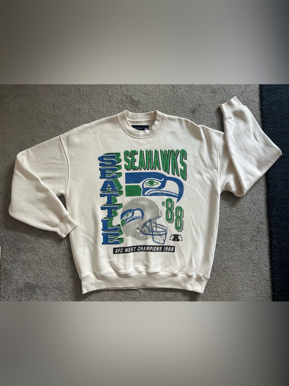 Abercrombie & Fitch Seattle Seahawks 1988 Champions Crewneck Sweatshirt Medium